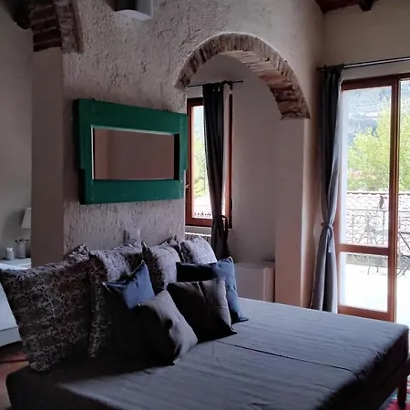 Casa Le Franche 3* Камайоре